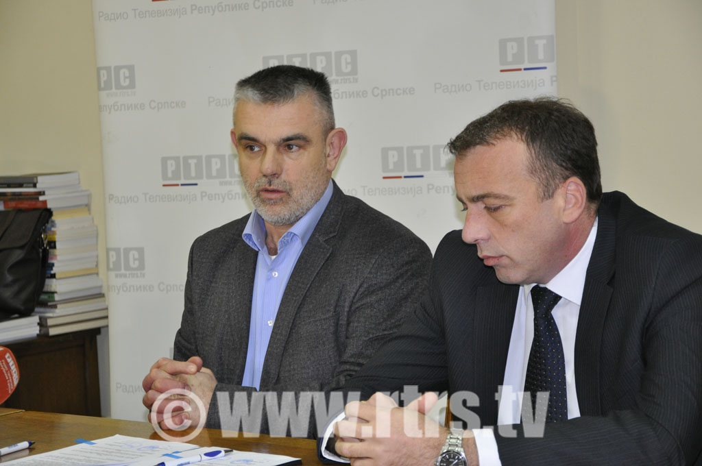 Potpisivanje Ugovora o poslovno – tehničkoj saranji između Radio - televizije Republike Srpske  i Narodnog pozorišta Republike Srpske.