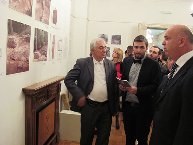 Mutabdžija na otvaranju izložbe u Banjaluci - Foto: SRNA