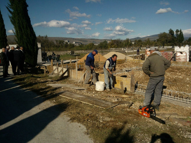 Mostar - Radovi na izgradnji društvenog Doma u Ortiješu - Foto: SRNA
