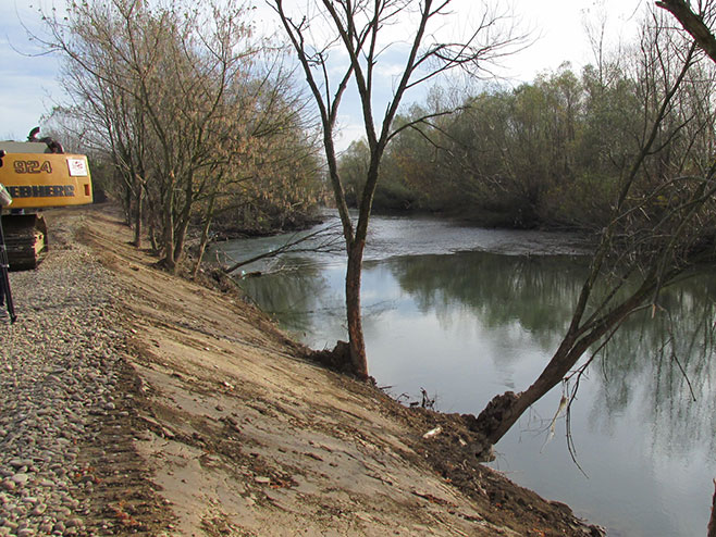 Drinski nasip koji štiti Bijeljinu - Foto: SRNA