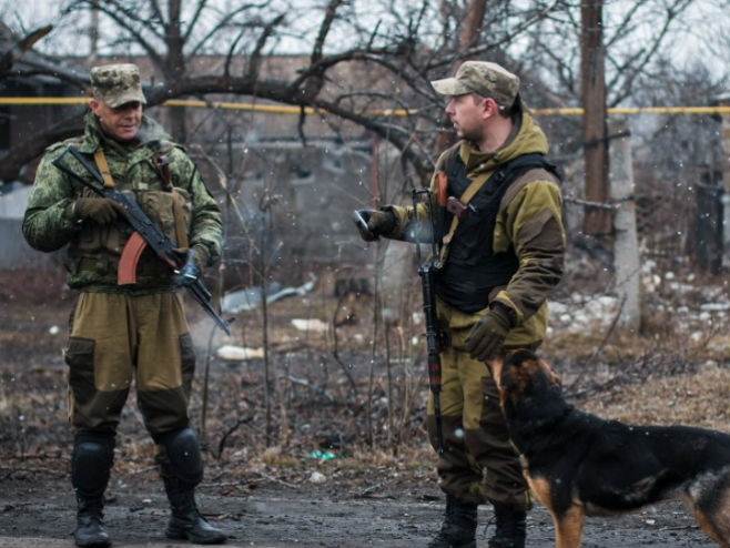 Vojnici u Donbasu (foto: © Sputnik/ Den Levi) - 