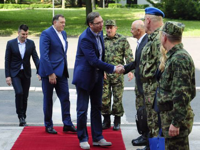 Dodik i Vučić posjetili centar sistema odbrane Vojske Srbije - Foto: TANЈUG