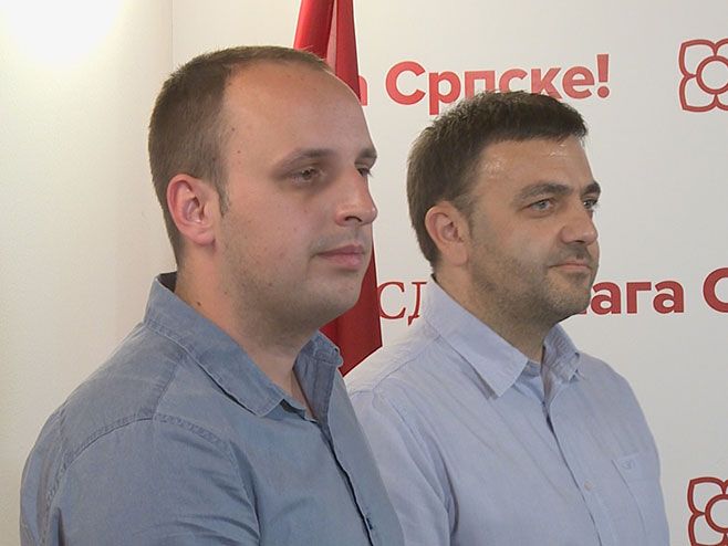 Aleksandar Buzaković i Stanislav Palija - Foto: RTRS