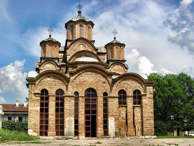 Manastir Gračanica (Foto: Wikipedia/crnibombarder) - 