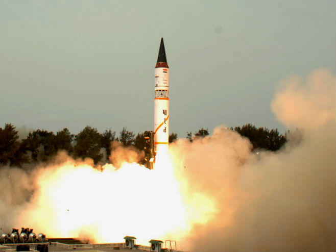 Indija-lansiranje rakete dugog dometa Agni-5 (Foto: asian-defence.net) - 