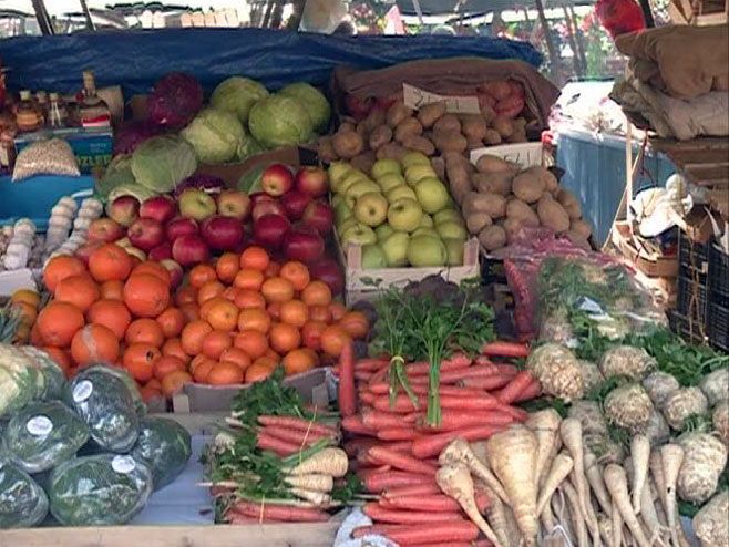 Voće i povrće - Foto: RTRS