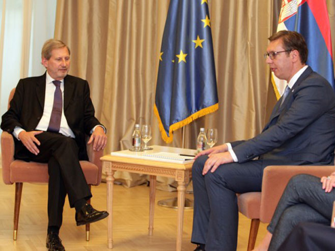 Vučić i Han - Foto: RTS