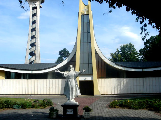 Katolička crkva Svetog Bonaventrure u Banjaluci (Foto: mapio.net) - 