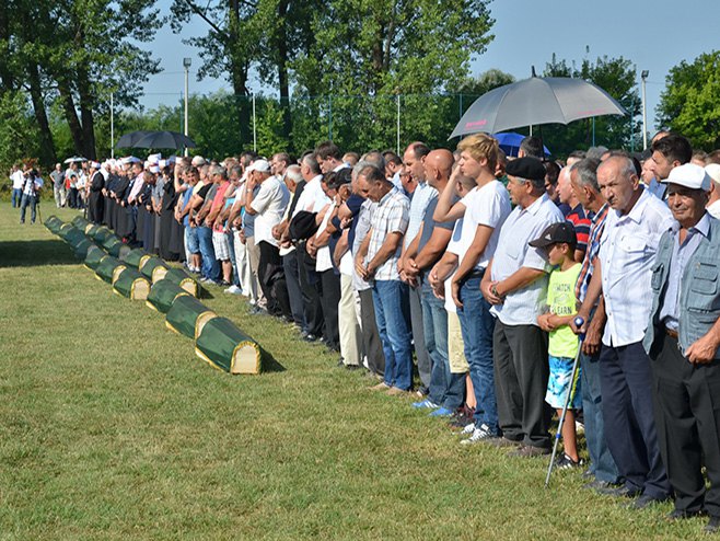 Prijedor - kolektivni ispraćaj za 23 žrtve bošnjačke nacionalnosti iz proteklog rata - Foto: SRNA