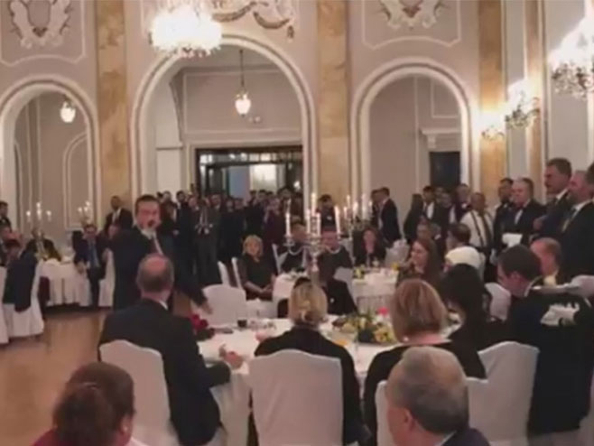 Dačić otpjevao Erdoganu pjesmu na turskom - Foto: Screenshot