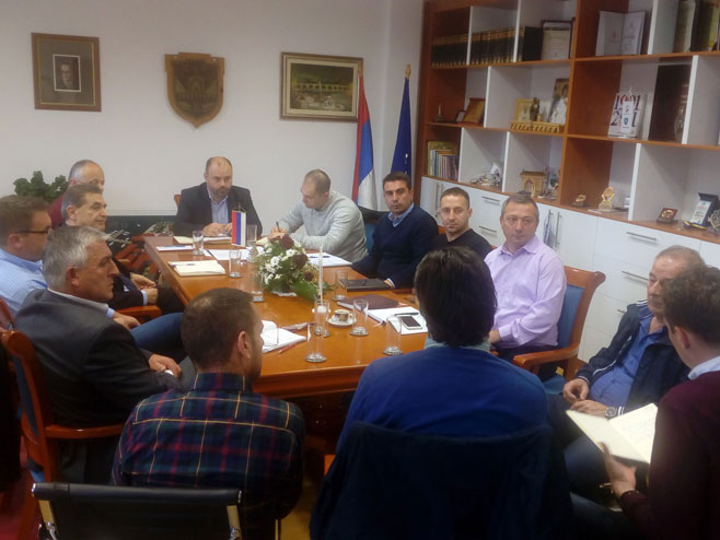 Višegrad - sastanak predsjednika OO SNSD-a, DNS-a, SP-a i SNS-a - Foto: SRNA