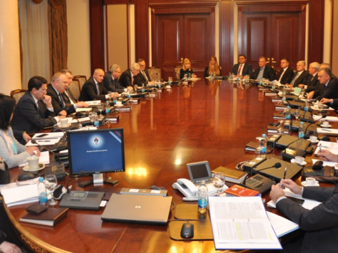 Posebna sjednica Odbora za privredu i finansije sa predstavnicima poslovne zajednice (Foto: vladars.net) - 