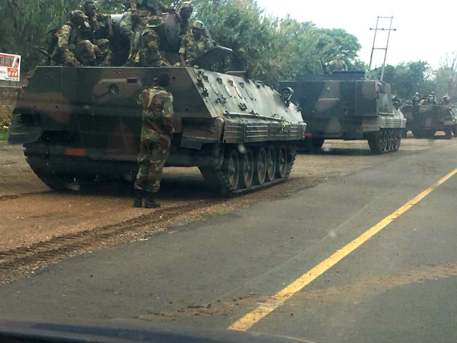 Tenkovi na ulicama Hararea (Foto: Twitter) - 
