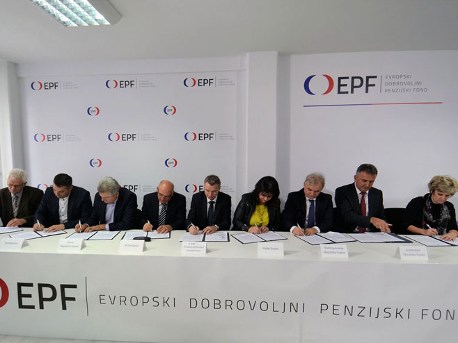 Potpisivanje memoranduma o pristupanju Evropskom dobrovoljnom penzijskom fondu - Foto: SRNA