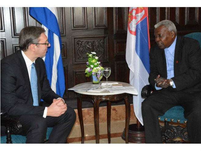 Predsjednik Srbije sa predsjednikom parlamenta Kube (Foto: Twitter@AsambleaCuba) - 
