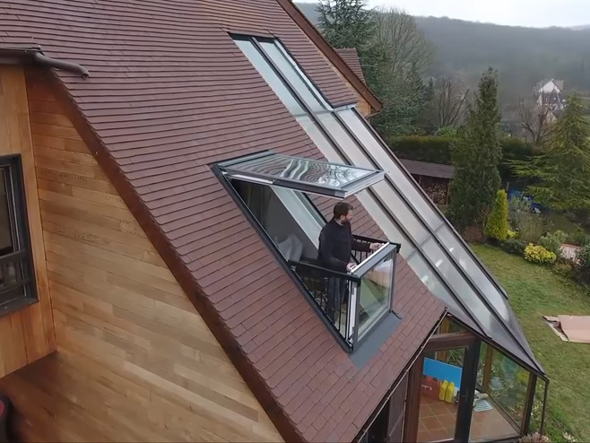 Danska kompanija napravila prozor koji se u dva poteza pretvara u balkon - Foto: klix.ba