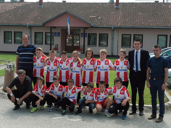 Šamac - polaznici Škole fudbala "BAAP Evrogol" iz Pelagićeva - Foto: SRNA