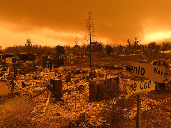 Požar u Kaliforniji (Foto:AP/Noah Berger) - 