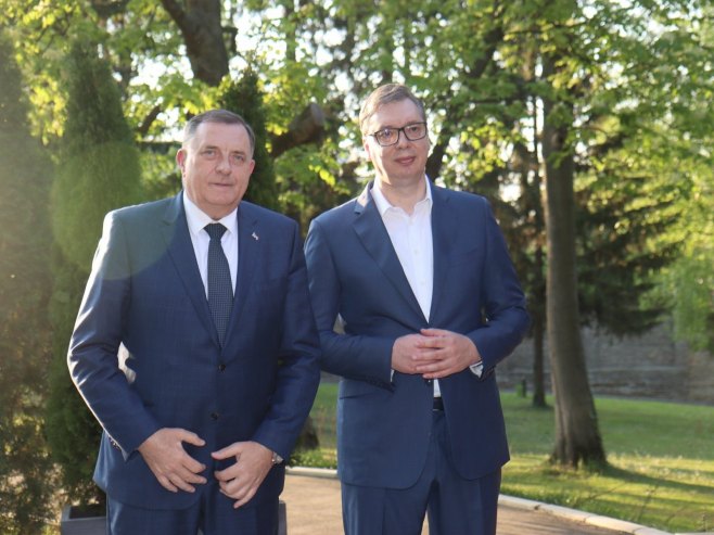 Milorad Dodik i Aleksandar Vučić - Foto: predsjednikrs.rs/Borislav Zdrinja
