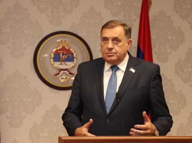 Dodik čestitao Vučeviću: Radujem se saradnji, jer je iskreni prijatelj Srpske