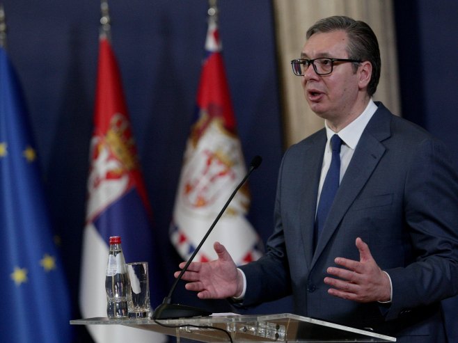 Vučić: Organizovali su čitave fabrike laži protiv Srbije